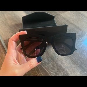 Diff eyewear glasses with case